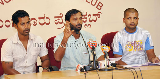 passport fraud12dec11 1